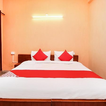 Oyo Hotel Apoorva Deluxe Джапур Экстерьер фото
